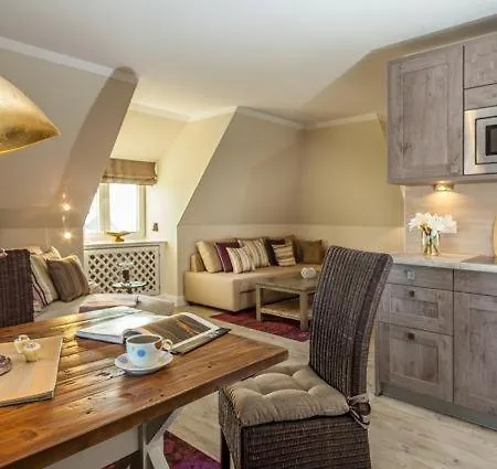 Haus Marina Pia Апартаменты Sylt